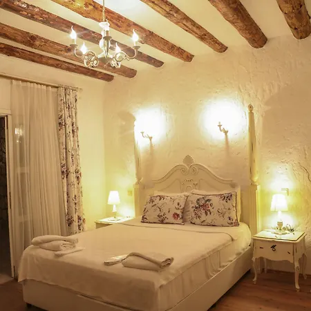 Szálloda Sari Gelin