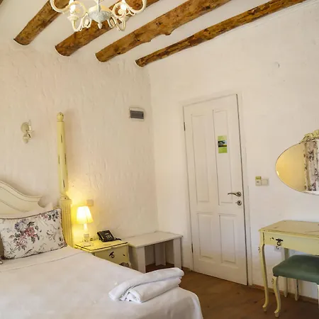 Sari Gelin Отель Алачати