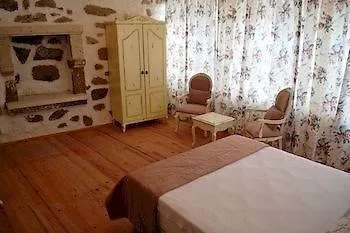 Sari Gelin 2*