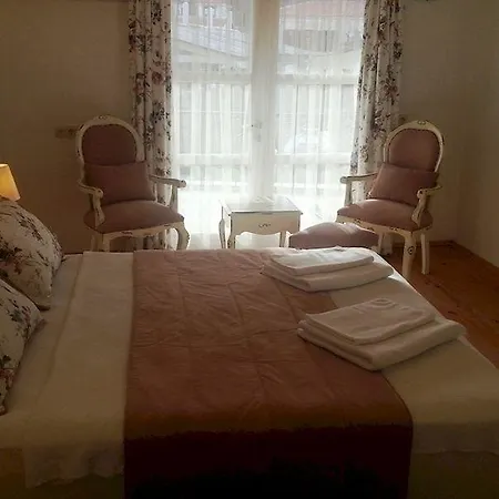 Sari Gelin Szálloda