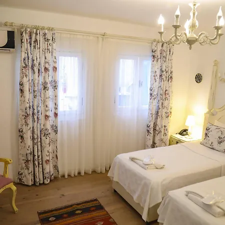 Sari Gelin Hotel Alacati