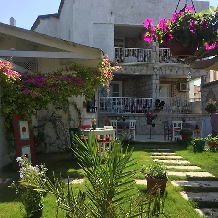 Sari Gelin Alacati