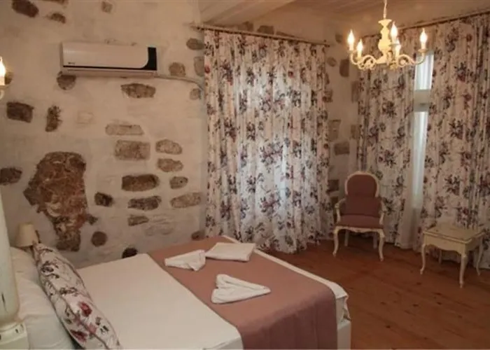 Sari Gelin Hotel 2*
